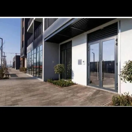 Waterfront Tower Διαμέρισμα